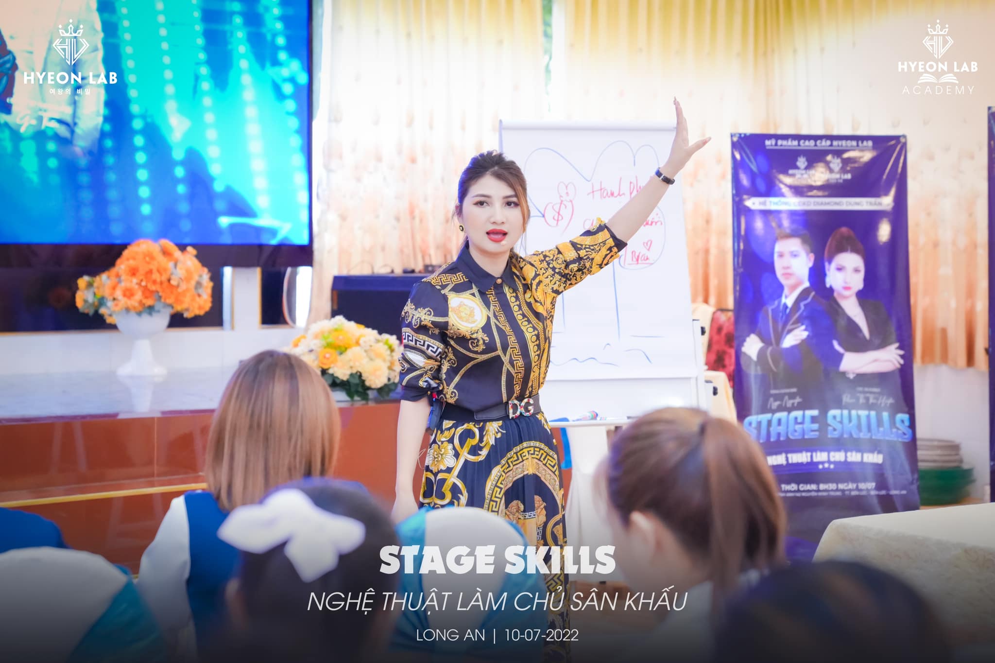 Stage SkillS - Nghệ thuật làm chủ sân khấu