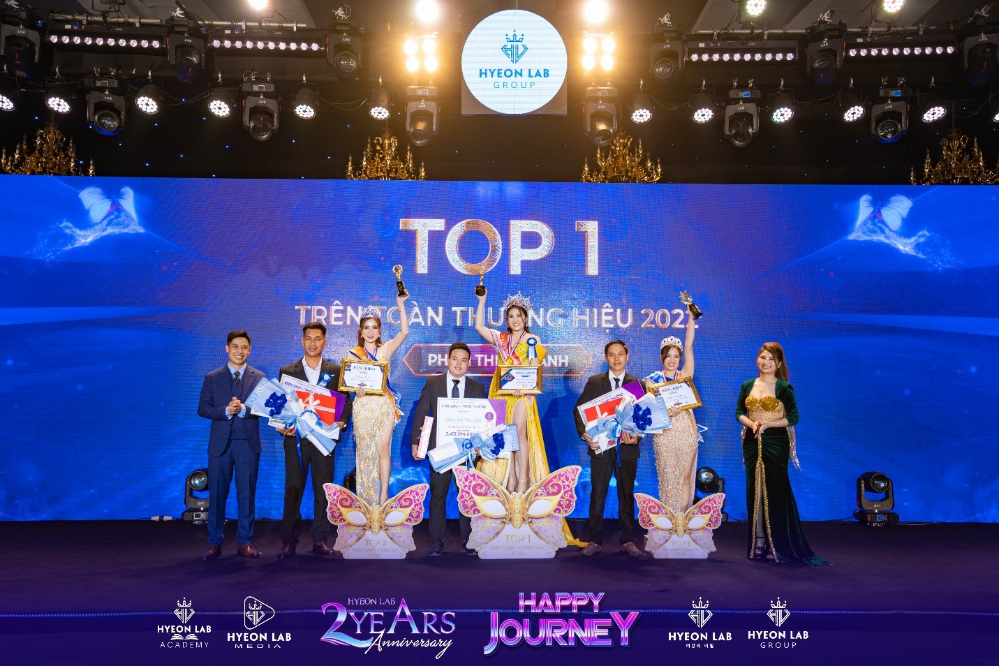 Với HYEON LAB VIỆT NAM - MỌI SỰ CỐ GẮNG NỖ LỰC CỦA BẠN SẼ LUÔN ĐƯỢC TÔN VINH VÀ GHI NHẬN XỨNG ĐÁNG